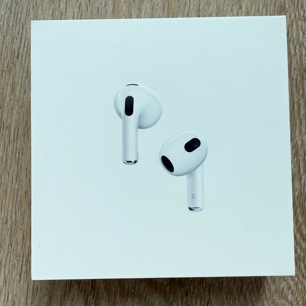 Apple AirPods (3rd Generation) Wireless Earbuds with MagSafe Charging Case